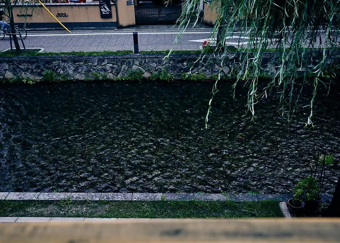Anjin Gion Shirakawa